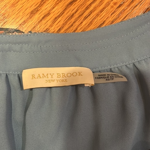 NWOT Ramy Brook Woman’s Silk Blue Printed Dress Size XS - Picture 4 of 7